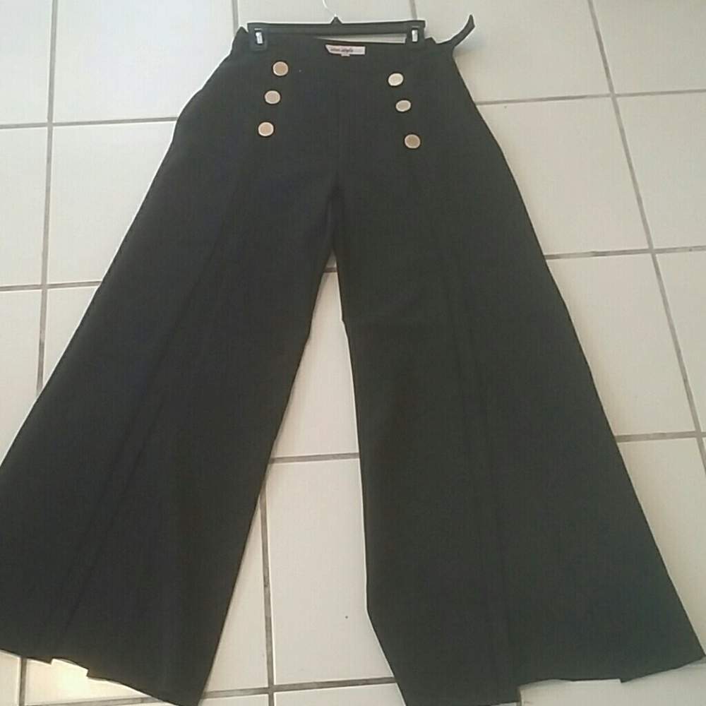 Pants - Picture 3 of 4